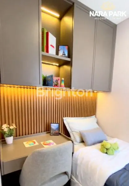 image RUMAH BARU 2 LT  AMERICAN STYLE DI SURABAYA TIMUR DEKAT KAMPUS UPN, PURIMAS RUNGKUT DAN AKSES TOL JUANDA  (6)