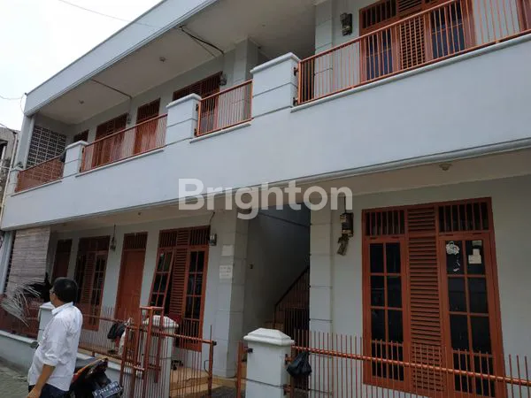 image KONTRAKAN 7 PINTU DEKAT KAMPUS DAN HALTE TRANSJAKARTA (8)