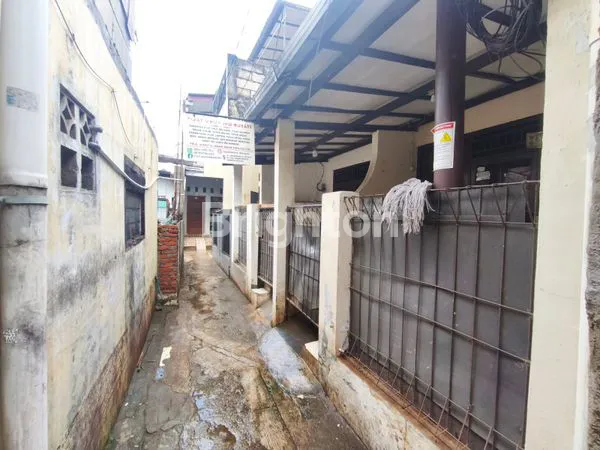 image RUMAH STRATEGIS DI JATIPADANG, 4 KT & 2 KM, SHM (7)