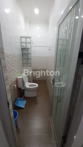 image RUMAH MEWAH & BESAR JELAMBAR (5)