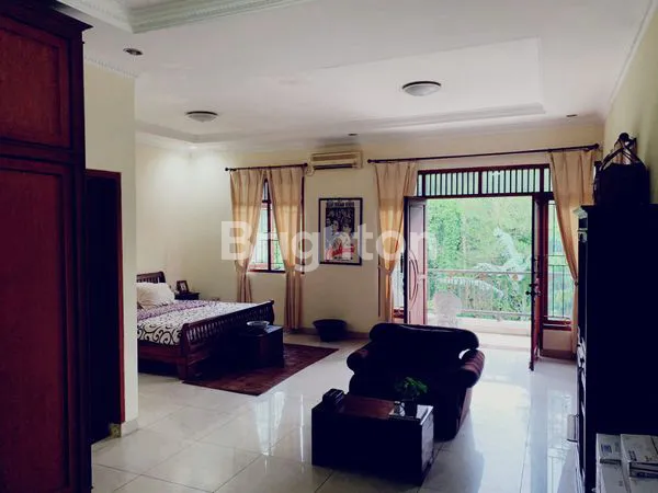 image RUMAH MEWAH CINERE, 3 KT + SHM, HARGA MENARIK (4)