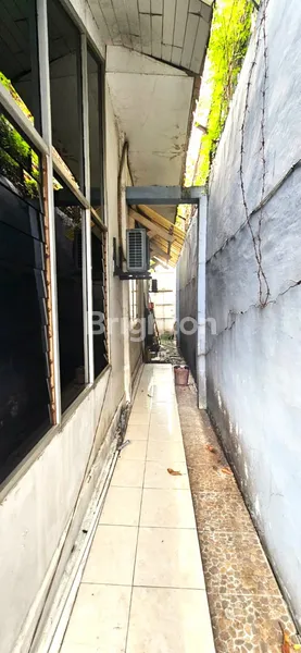 image STRATEGIS AREA NIAGA DI JALAN GAJAH SEMARANG (8)