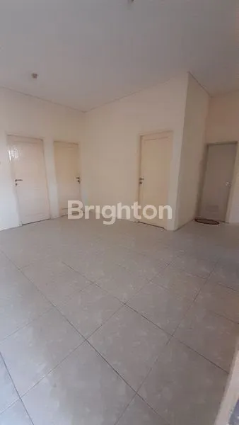 image RUMAH SIAP HUNI LOKASI NYAMAN DI KAWASAN PONDOK BENOWO INDAH (4)