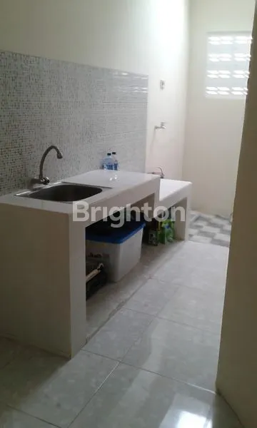 image RUMAH SIAP HUNI LOKASI NYAMAN DI KAWASAN PONDOK BENOWO INDAH (6)