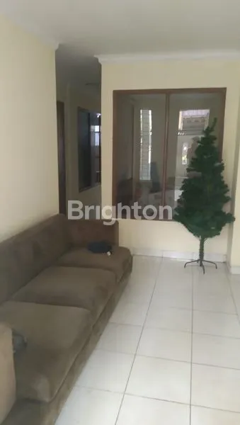 image HUNIAN NYAMAN JELAMBAR (1)