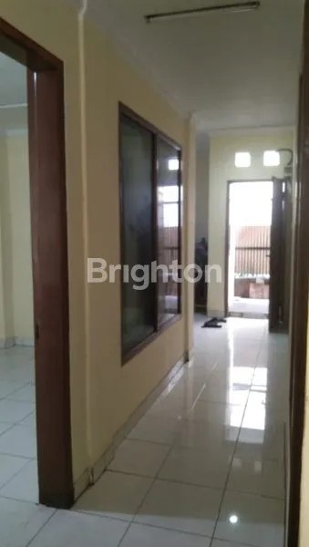 image HUNIAN NYAMAN JELAMBAR (7)