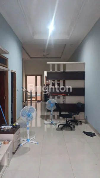 image RUMAH 2.5 LANTAI SIAP HUNI DI SUNTER AGUNG, LOKASI STRATEGIS (1)