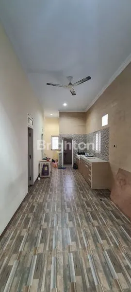 image RUMAH PADEMANGAN BARAT UK 6.5X15.5 LANTAI 4 (3)