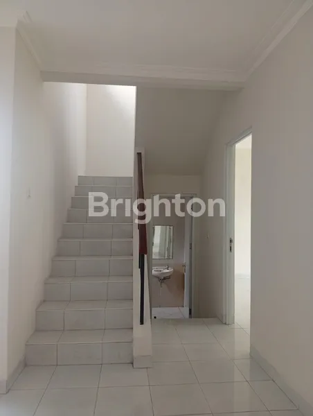 image DIJUAL RUMAH MEWAH SIAP HUNI KOTA WISATA CIBUBUR – SELANGKAH MALL LIVING WORLD (6)