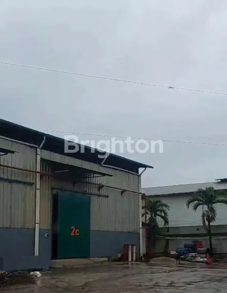 image DISEWA GUDANG DI KOSAMBI TIMUR (4)