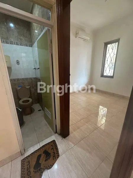 image RUMAH DISEWAKAN DI GADING GRIYA RESIDENCE (4)