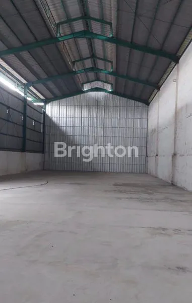 image DISEWA GUDANG DI KOSAMBI TIMUR (8)