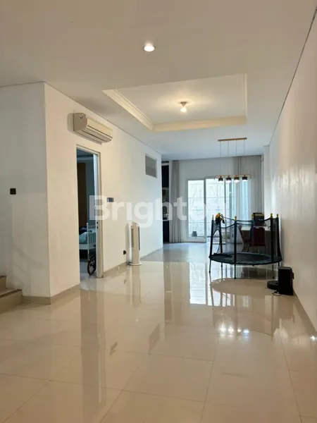 image DIJUAL RUMAH TOWNHOUSE 2 LANTAI DI CIRACAS JAKARTA TIMUR – SHM, BEBAS BANJIR, CHILD FRIENDLY (2)
