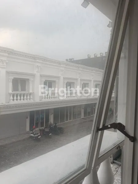 image RUKO ROYAL PALACE DI KOTA SIDOARJO, HALAMAN PARKIR LUAS (2)