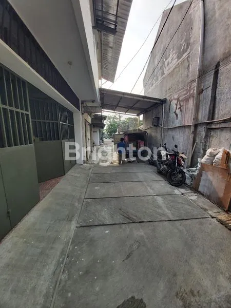 image MURAH !!RUMAH KEMAYORAN COCOK UNTUK USAHA & TEMPAT TINGGAL. (4)