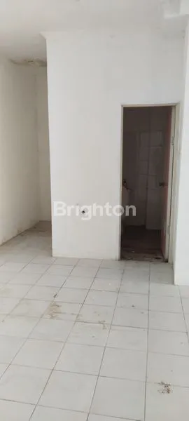 image SEWA RUKO 3 LANTAI, LT 130M², LOKASI JATIWARINGIN (2)