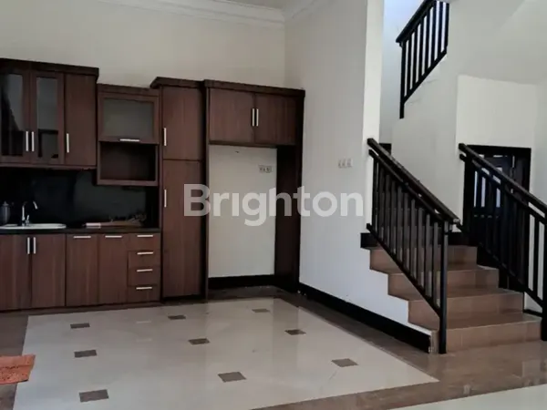 image TERMURAH 2 LANTAI BAGUS. MANYAR KERTOARJO,MANYAR KERTOADI,DHARMAHUSADA PERMAI,PURI GALAXY,GRAND KENJERAN,PAKUWON CITY SAN DIEGO,SAN ANTONIO,LONG BEACH,PALM BEACH,VILLA ROYAL,GRAND ISLAND CASA TOBAGO,MOSSEL BAY,VIRGINIA REGENCY 21,KERTAJAYA INDAH,KLAMPIS (2)