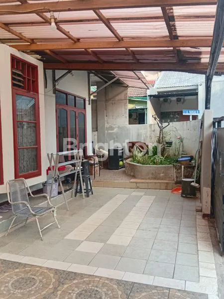 image RUMAH STRATEGIS DI JATIBENING ESTATE, LT 175M² (8)