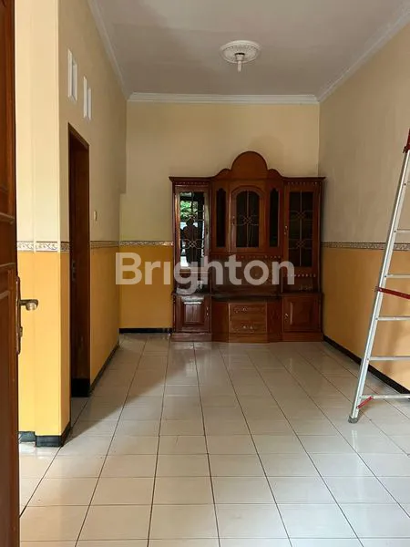 image DIJUAL RUMAH LUAS SIAP HUNI AREA PAKIS SELANGKAH KE PINTU TOL SAWOJAJAR DAN TOL PAKIS (2)