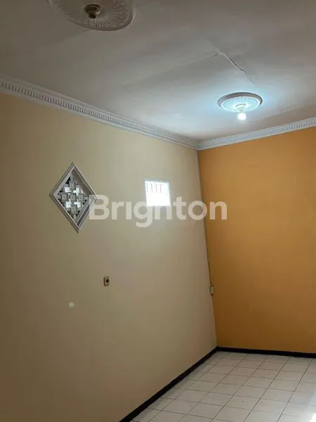 image DIJUAL RUMAH LUAS SIAP HUNI AREA PAKIS SELANGKAH KE PINTU TOL SAWOJAJAR DAN TOL PAKIS (7)