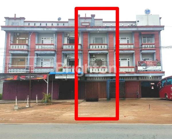 DIJUAL RUKO 3 LANTAI, HALAMAN LUAS 20M