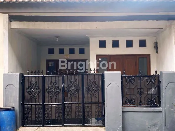 image RUMAH 2 LANTAI DI MEDANG LESTARI, PAGEDANGAN – DEKAT GADING SERPONG | SHM (1)