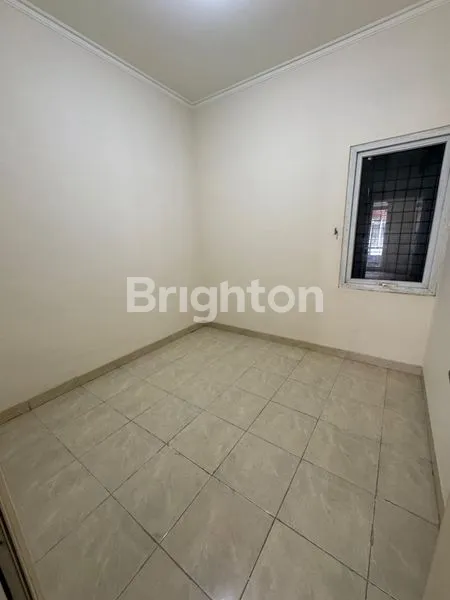 image RUMAH 2 LANTAI TAMAN SURYA 5 KALIDERES JAKARTA BARAT (6)