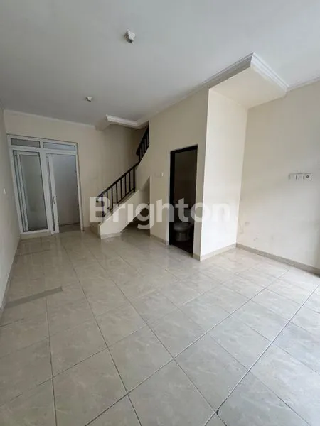 image RUMAH 2 LANTAI TAMAN SURYA 5 KALIDERES JAKARTA BARAT (3)