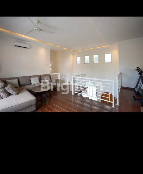 image VILLA MEWAH 4KT FULL FURNISHED DAN POOL PRIBADI DI SEKAR SARI, DEKAT DYATMIKA SCHOOL (2)