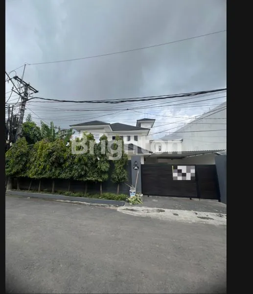 image VILLA MEWAH 4KT FULL FURNISHED DAN POOL PRIBADI DI SEKAR SARI, DEKAT DYATMIKA SCHOOL (1)