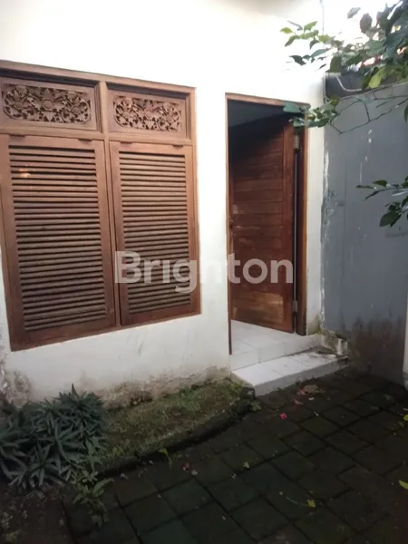 image DISEWA VILLA DI JALAN PUNGUTAN, DENPASAR (4)