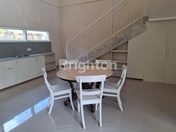 image RUMAH 4 KAMAR LT 305M² DI DENPASAR UTARA, BEBAS BANJIR (3)