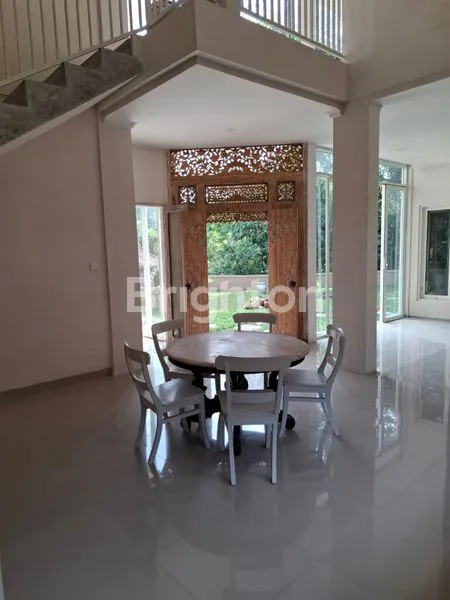 image RUMAH 4 KAMAR LT 305M² DI DENPASAR UTARA, BEBAS BANJIR (5)