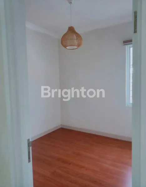 image DIJUAL RUMAH CANTIK BSD EMINENT VIVACIA (6)