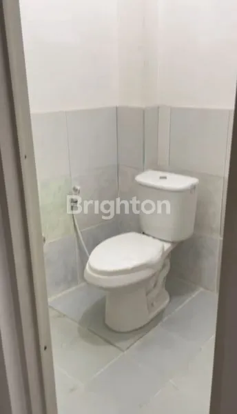 image RUMAH 3 LANTAI SHM DI JELAMBAR, LT 48/LB 144 (7)