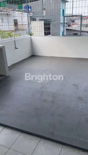 image RUMAH 3 LANTAI SHM DI JELAMBAR, LT 48/LB 144 (8)