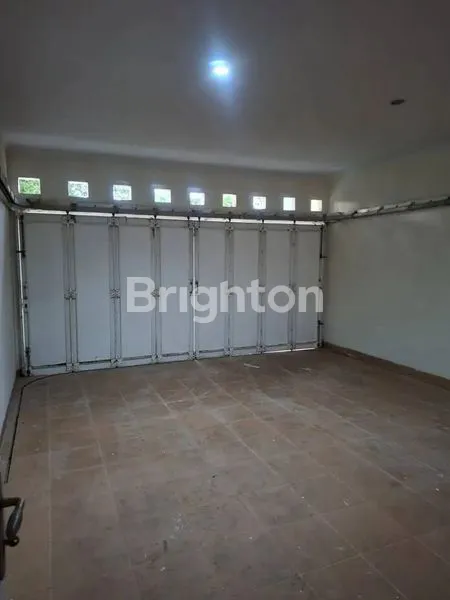 image RUMAH BESAR FULL FURNISHED DEKAT TOL & STASIUN RAWA BUNTU (7)