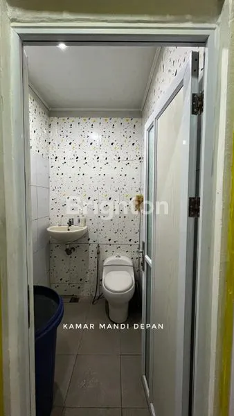 image RUMAH CANTIK 3 LANTAI FULL FURNISHED  (7)