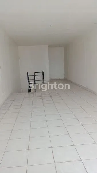 image RUKO 3 LANTAI BAGUS STRATEGIS DEKAT JALAN UTAMA KALIMALANG BEKASI BARAT KOTA BEKASI (7)