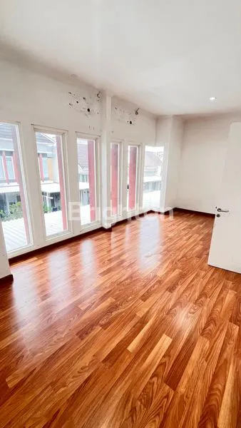 image RUMAH SIAP HUNI WISATA SEMANGGI SURABAYA TIMUR DEKAT RAYA MERR (6)