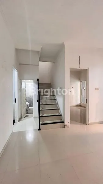 image RUMAH SIAP HUNI WISATA SEMANGGI SURABAYA TIMUR DEKAT RAYA MERR (1)