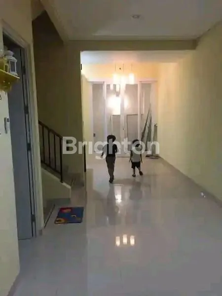 image RUMAH 2 LANTAI SIAP HUNI DI CLUSTER VASANA HARAPAN INDAH (4)