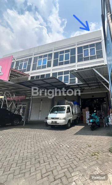 image RUKO 3 LANTAI DEKAT UB & UIN (1)