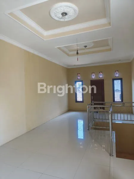 image RUMAH STRATEGIS DI OPI, 3 MENIT KE LRT & MALL (8)