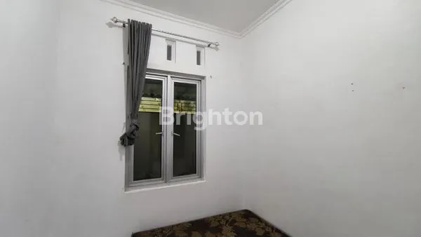 image RUMAH DISEWAKAN KOSONGAN LUAS LEGA NYAMAN DAN ASRI AREA UNGARAN BARAT (4)