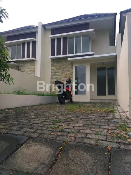 image RUMAH 1 LANTAI SIAP HUNI TERAWAT MENGANTI GOLDEN BERRY (1)