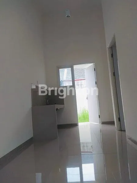 image RUMAH 1 LANTAI SIAP HUNI TERAWAT MENGANTI GOLDEN BERRY (3)