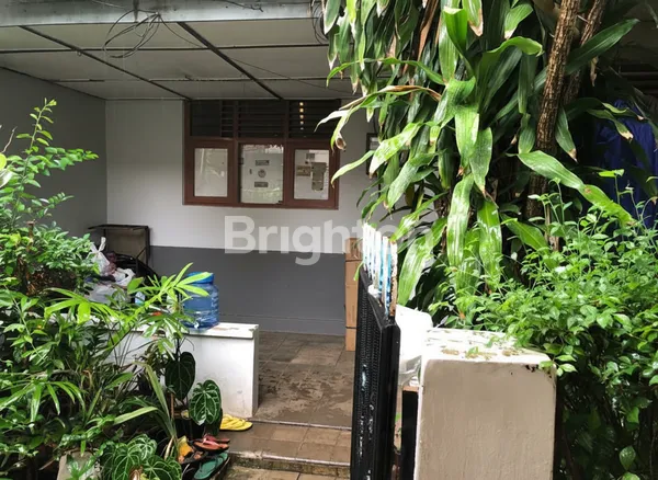 image RUMAH STRATEGIS DI JAKARTA SELATAN (1)
