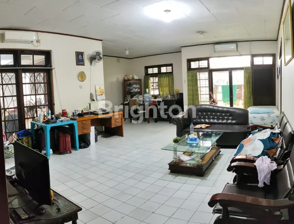 image TANAH & RUMAH STRATEGIS DI JL. MARGONDA RAYA – DEPAN JALAN UTAMA | LT 880 M² (4)