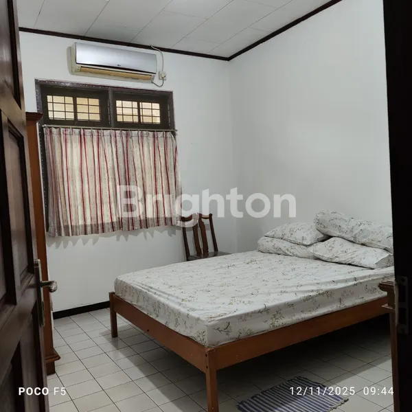 image TANAH & RUMAH STRATEGIS DI JL. MARGONDA RAYA – DEPAN JALAN UTAMA | LT 880 M² (5)